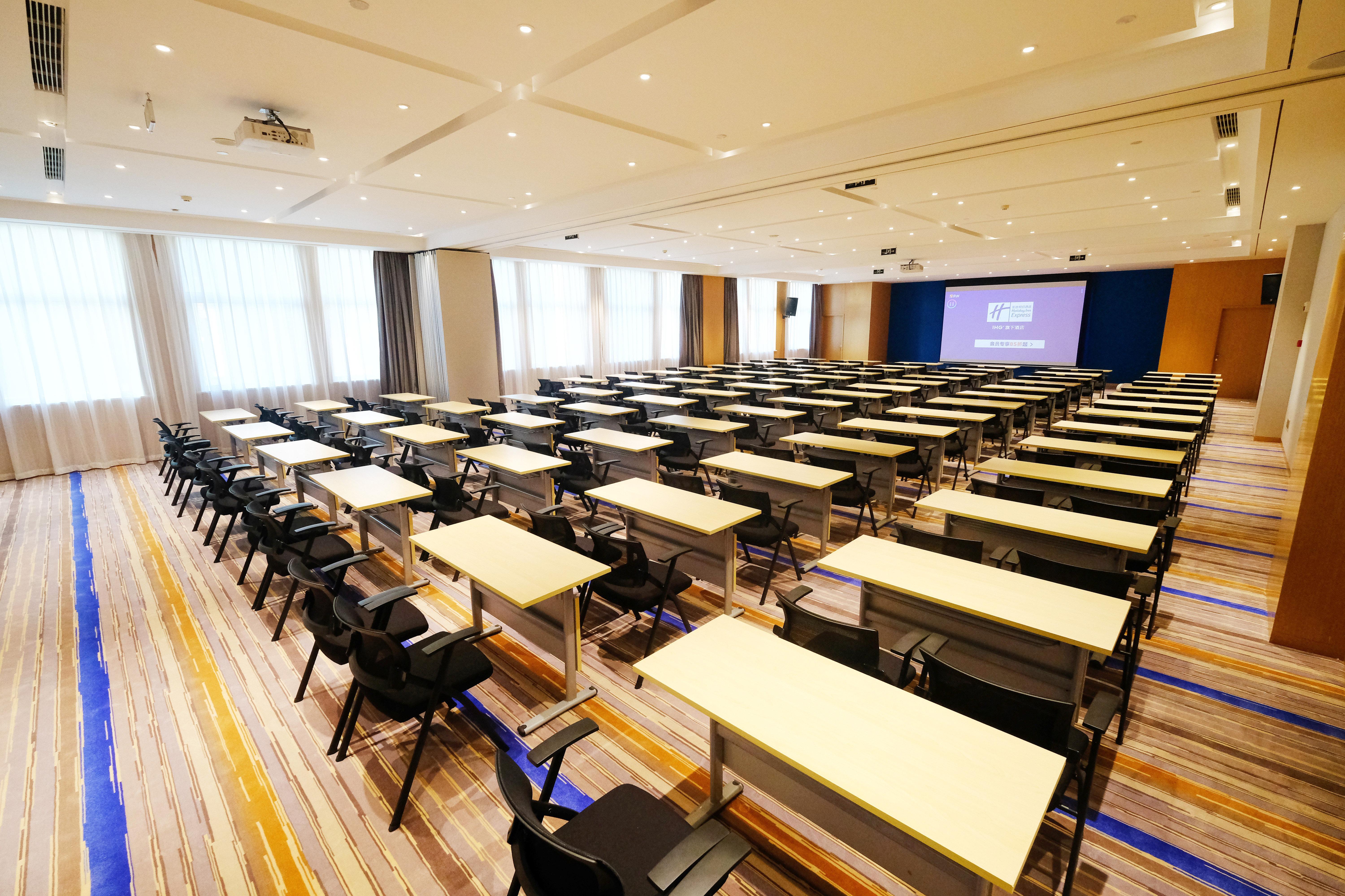 Holiday Inn Express Lishui City Center, An Ihg Hotel מראה חיצוני תמונה